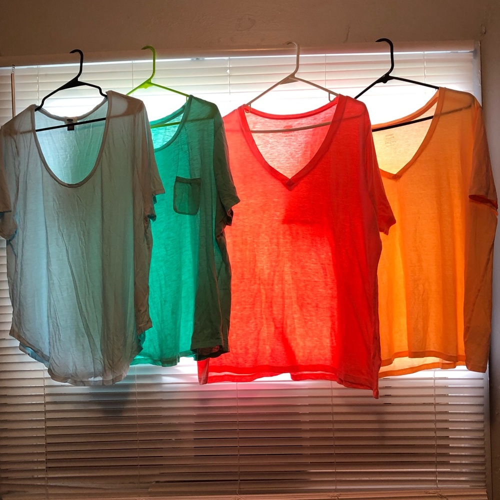 4 Old Navy tops